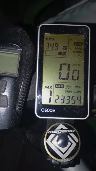 Bicicleta Eléctrica de montaña Megamo