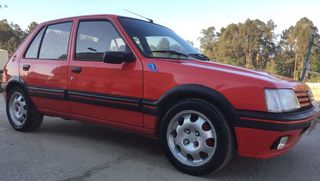 218-MOLDURAS Y ALETINES 205 GTI 5 PUERTAS