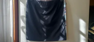 Falda estampada de mujer