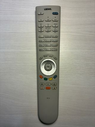 Televisor Loewe Gris y Plateado