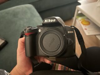 Cámara Nikon D3000 + Objetivo 18-55mm- Kit complet