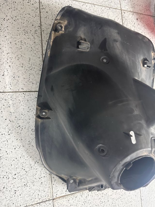 Tapa horquilla Peugeot Speedfight2 49cc