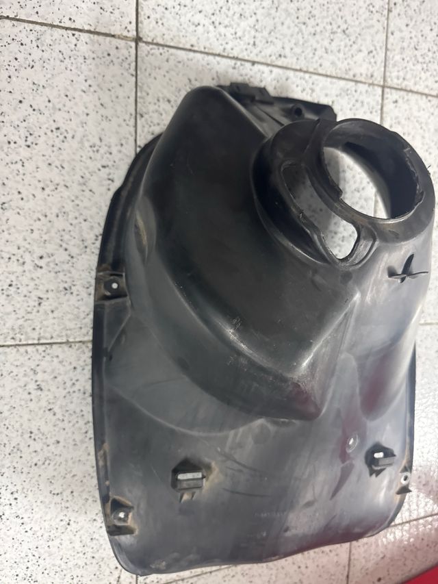 Tapa horquilla Peugeot Speedfight2 49cc