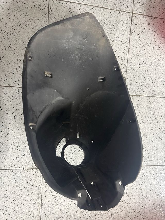 Tapa horquilla Peugeot Speedfight2 49cc