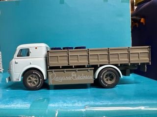 Pegaso Eléctrico 1:43