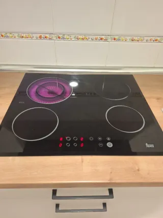 Placa Vitrocerámica Teka