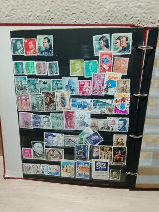 Álbum de sellos grande