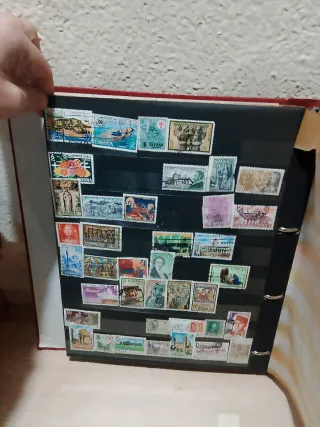 Álbum de sellos grande