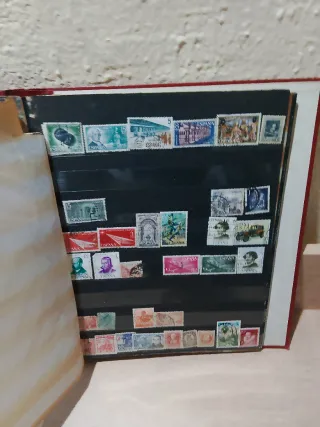 Álbum de sellos grande