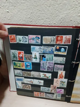 Álbum de sellos grande