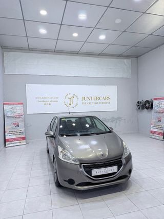 Peugeot 208 2014