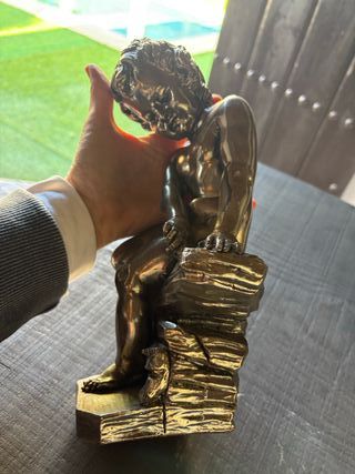 Figura A. Giannelli niño bronce