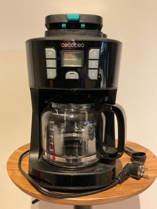 Cafetera Cecotec con Molinillo