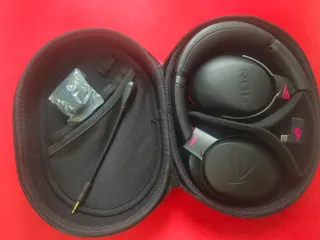 Auriculares ASUS ROG Strix Go 2.4 Inalámbricos