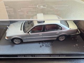 Miniatura BMW 750iL Tomorrow Never Dies