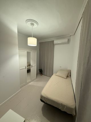 Alquiler habitacion 350€ todo incluído