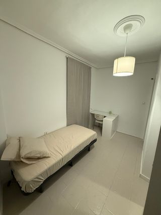 Alquiler habitacion 350€ todo incluído