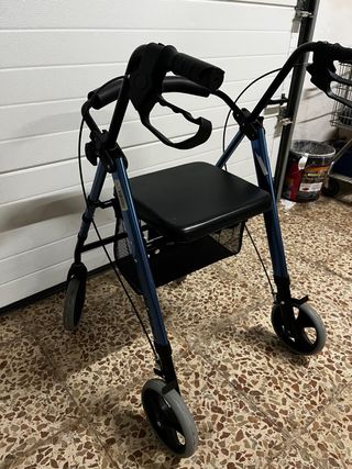 Andador para personas mayores