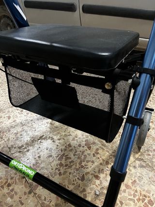 Andador para personas mayores