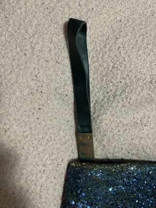 Bolso de fiesta azul con purpurina