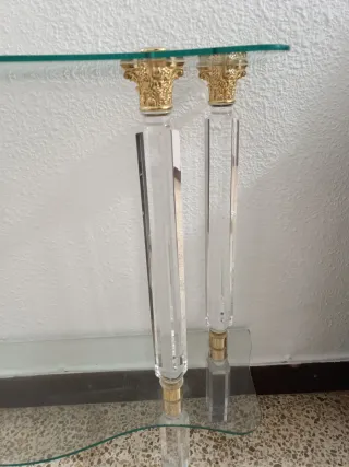 Cómoda pasillo cristal y dorado