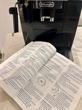 Cafetera DeLonghi Magnifica S ECAM 22.110