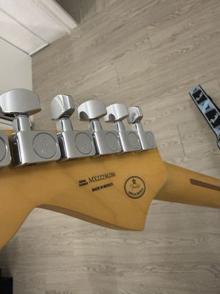 Fender Player Stratocaster HSS – Sonic Blue