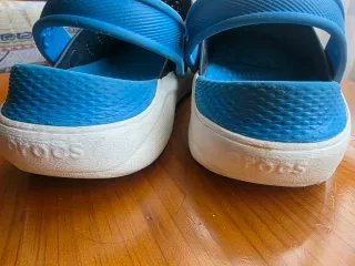 Zuecos Crocs LiteRide niño T 33 J