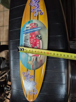 Tabla de surf decorativa madera