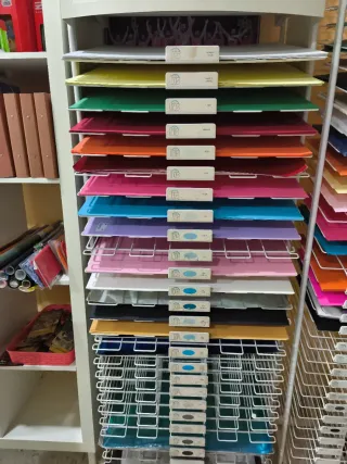 Expositor cartulinas A3 y resto