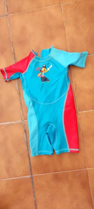 Neopreno infantil pirata 18-24 meses