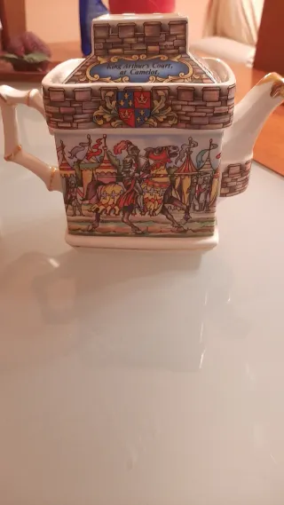 Tetera porcelana vintage. Colección SADLER inglesa