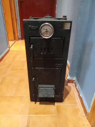 Caldera de carbón de hierro fundido