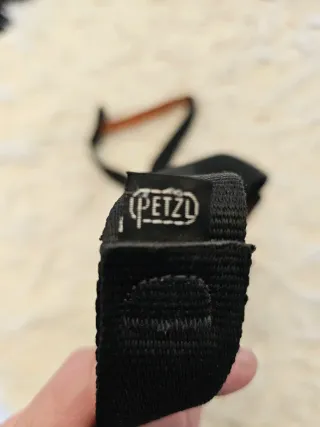 Estribos escalada Petzl y Cassin