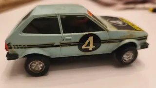 Coche Scalextric Ford 4