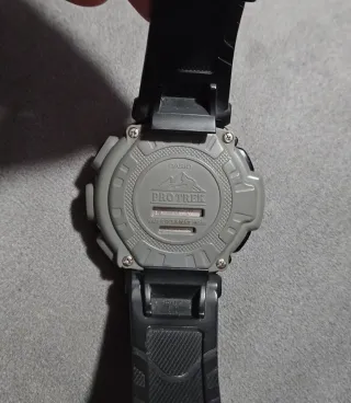 Casio Protrek Reloj Verde y Naranja