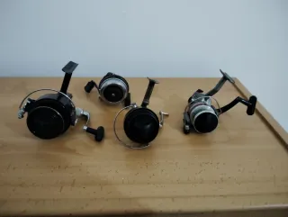 Lote 4 carretes de pesca