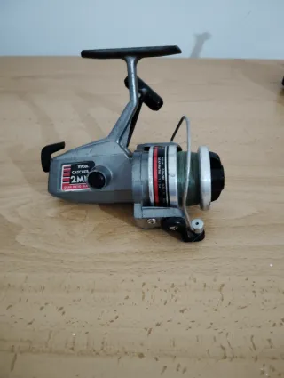 Lote 4 carretes de pesca