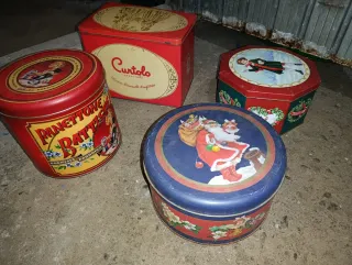 Lotto 4 scatole di latta vintage