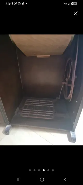 Mueble y máquina de coser vintage madera