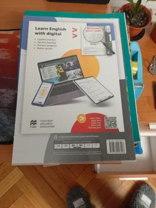 FUTURE PROSPECTS 1 Student's book: libro de tex...