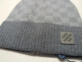 Gorro Louis Vuitton Gris