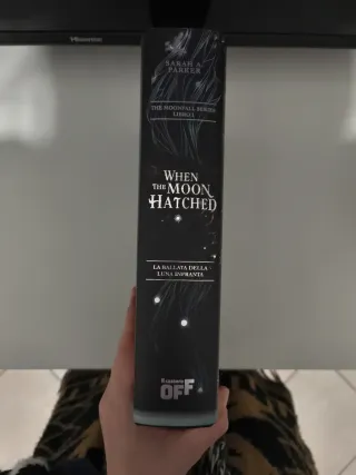 When the Moon Hatched. La ballata della luna...