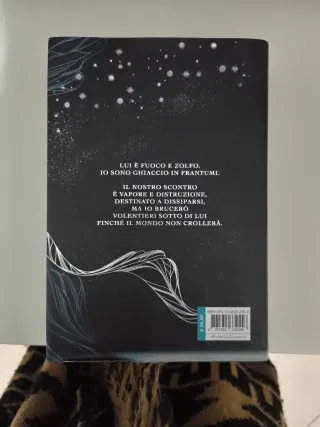 When the Moon Hatched. La ballata della luna...