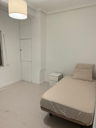 Habitacion c/ A/A 350€ todo incluído