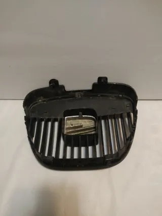 Parrilla Seat Ibiza 6L1 Calandra Frontal