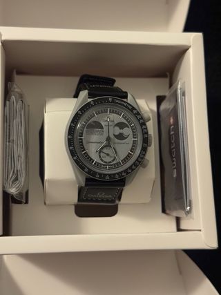 Omega x Swatch MoonSwatch Gris Negro