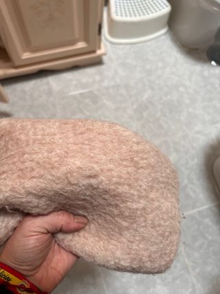 Abrigo pelo corto rosa