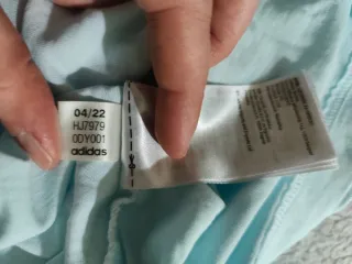 Camiseta Adidas azul celeste