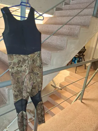 Traje pesca submarina Cressi 5mm camuflaje .TS2